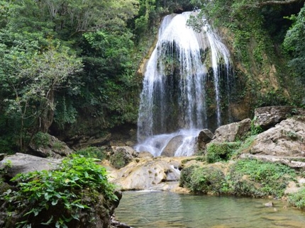 “Ride to Soroa & Las Terrazas in Old Fashion American Classic Cars” Tour