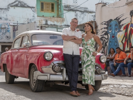 "City Tour in Old Cars"