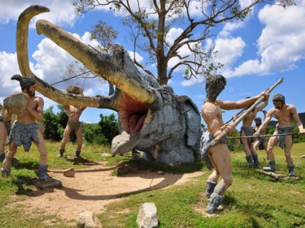 The Prehistoric Valley panoramic view (Dinosaurus park)