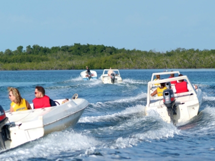 Boat adventure tour, Guardalavaca beach, Holguín