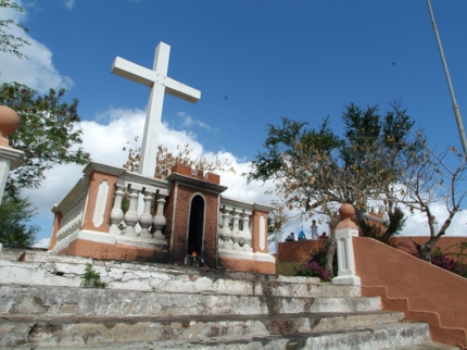 Loma de la Cruz monument panoramic view, Holguín city