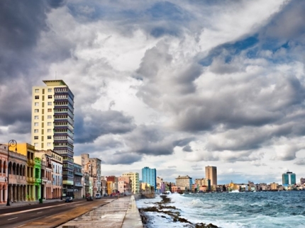 Malecon Ave, "Havana Bay" Bike Tour