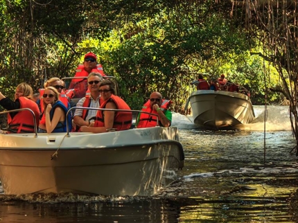 La Redonda lagoon boat ride