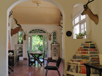 Ernest-hemingway-s-route-in-havana-private-tour-Finca Vigía