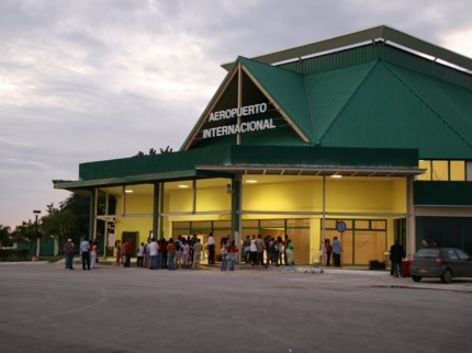 Frank País, Holguín International Airport